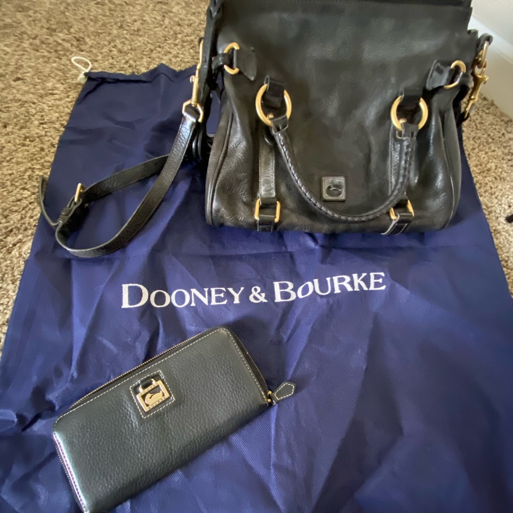 Dooney Bourke Pebble Leather Purse